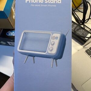 Retro TV Phone Stand in Blue - Fits Most Smartphones
